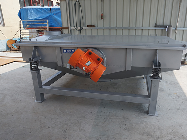 想要了解直線振動篩哪家好?大漢機械告